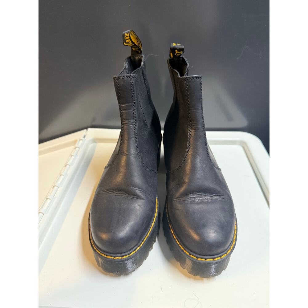 Dr Martens black leather platform Chelsea boots size w8